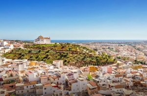 CLASES DE BAILE PRIVADAS EN VÉLEZ-MÁLAGA velez malaga vistas 300x197 - CLASES DE BAILE PRIVADAS EN VÉLEZ-MÁLAGA
