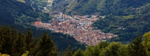 CLASES DE BAILE PRIVADAS EN ÉIBAR Eibar Guipuzcoa panoramica 300x113 - CLASES DE BAILE PRIVADAS EN ÉIBAR