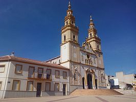 CLASES DE BAILE PRIVADAS EN ALCANTARILLA Iglesia Nuestra Senora de la Asuncion en el barrio de Campoamor de Alcantarilla Murcia - CLASES DE BAILE PRIVADAS EN ALCANTARILLA