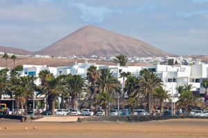 CLASES DE BAILE PRIVADAS EN TÍAS TIAS Pueblos mas bonitos de Lanzarote 300x200 - CLASES DE BAILE PRIVADAS EN TÍAS