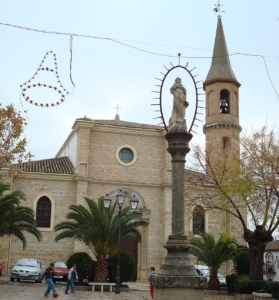 CLASES DE BAILE PRIVADAS EN ARJONA Iglesia de San Juan en Arjona Jaen Espana 279x300 - CLASES DE BAILE PRIVADAS EN ARJONA