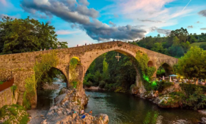 CLASES DE BAILE PRIVADAS EN CANGAS DE ONÍS cangas de onis puente t.jpg 300x180 - CLASES DE BAILE PRIVADAS EN CANGAS DE ONÍS