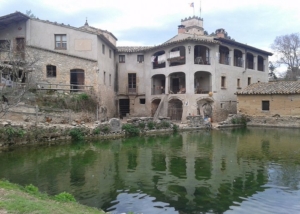 CLASES DE BAILE PRIVADAS EN CENTELLES masia siglo xv 300x214 - CLASES DE BAILE PRIVADAS EN CENTELLES